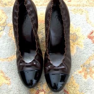 Chanel brand new black  & brown pumps.